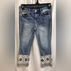 Versions juniors Boho inspired crop jeans/light wash,light stretch/size 26